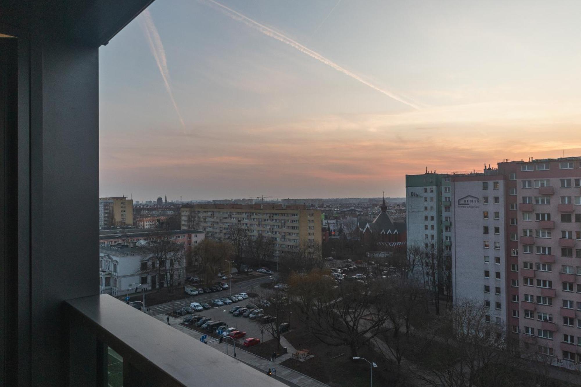 Hanza Tower - Blue Heaven - Pool, Sauna, Sunset View Apartment Szczecin